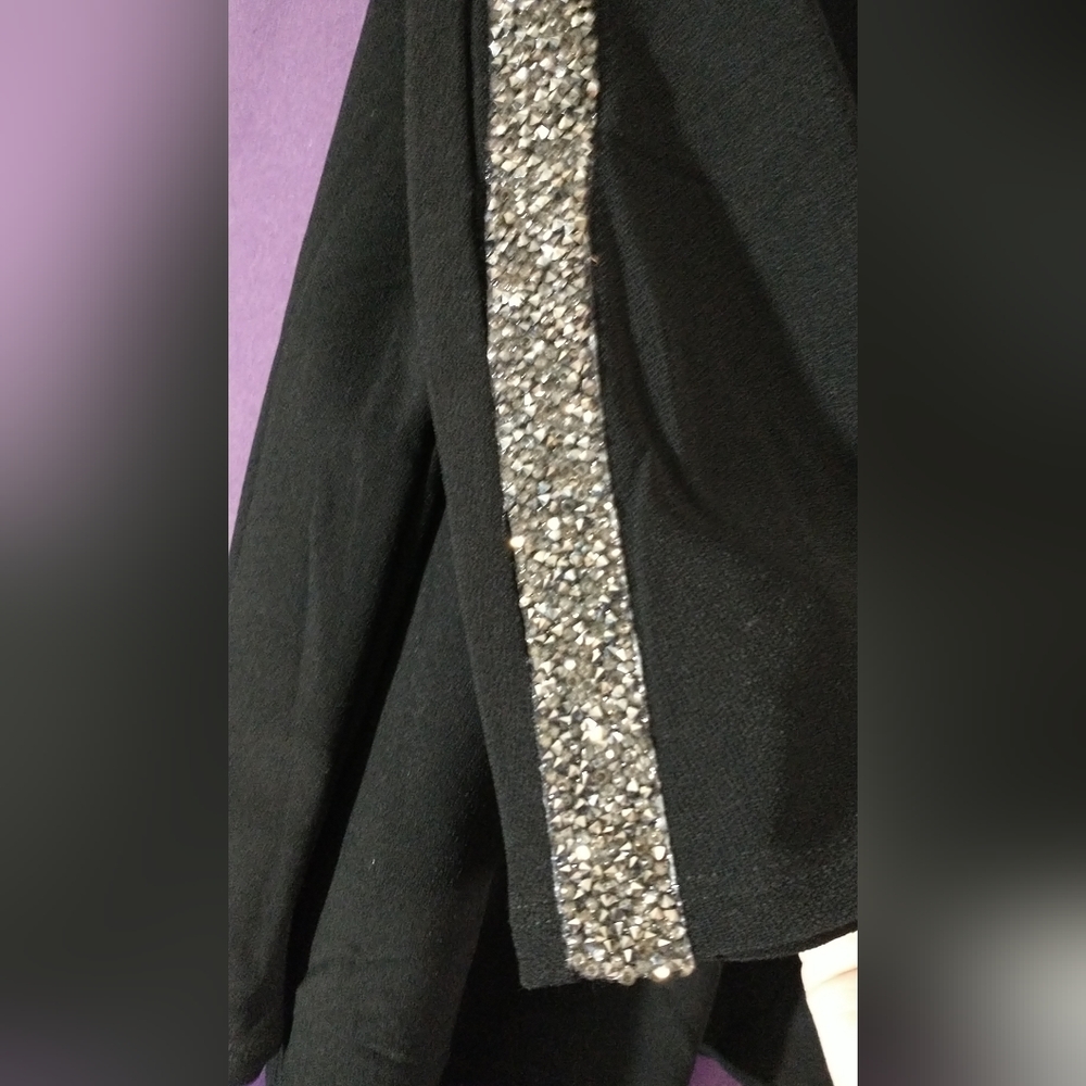Dress top - Picture 3 of 7